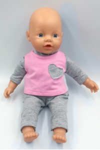 Одежда для кукол Baby Born ростом 32 см - Костюм с сердечком Одежда для кукол Baby Born ростом 32 см - Костюм с сердечком