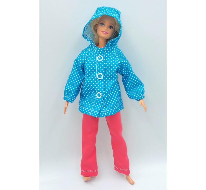 Одежда для Barbie - Костюм барби с голубой паркой в горошек