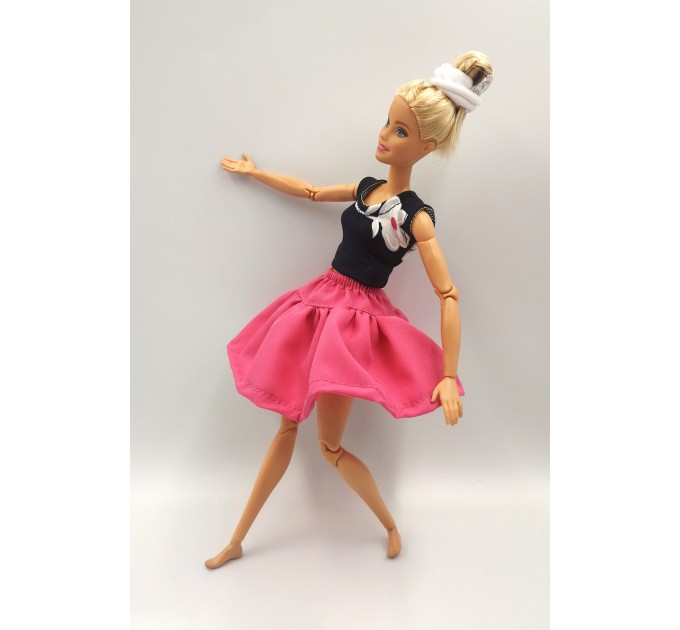 Одежда для куклы Barbie - Топ и малиновая юбка
